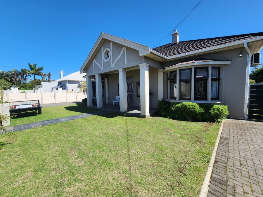 4 Bedroom Property for Sale in Selborne Eastern Cape